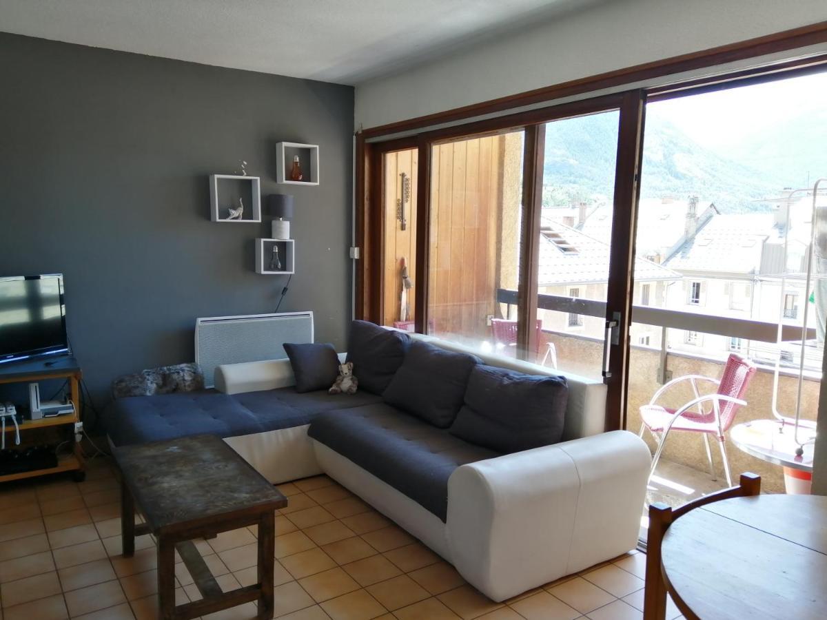 Appartement 4 Personnes A 500M Des Telecabines Briançon Extérieur photo
